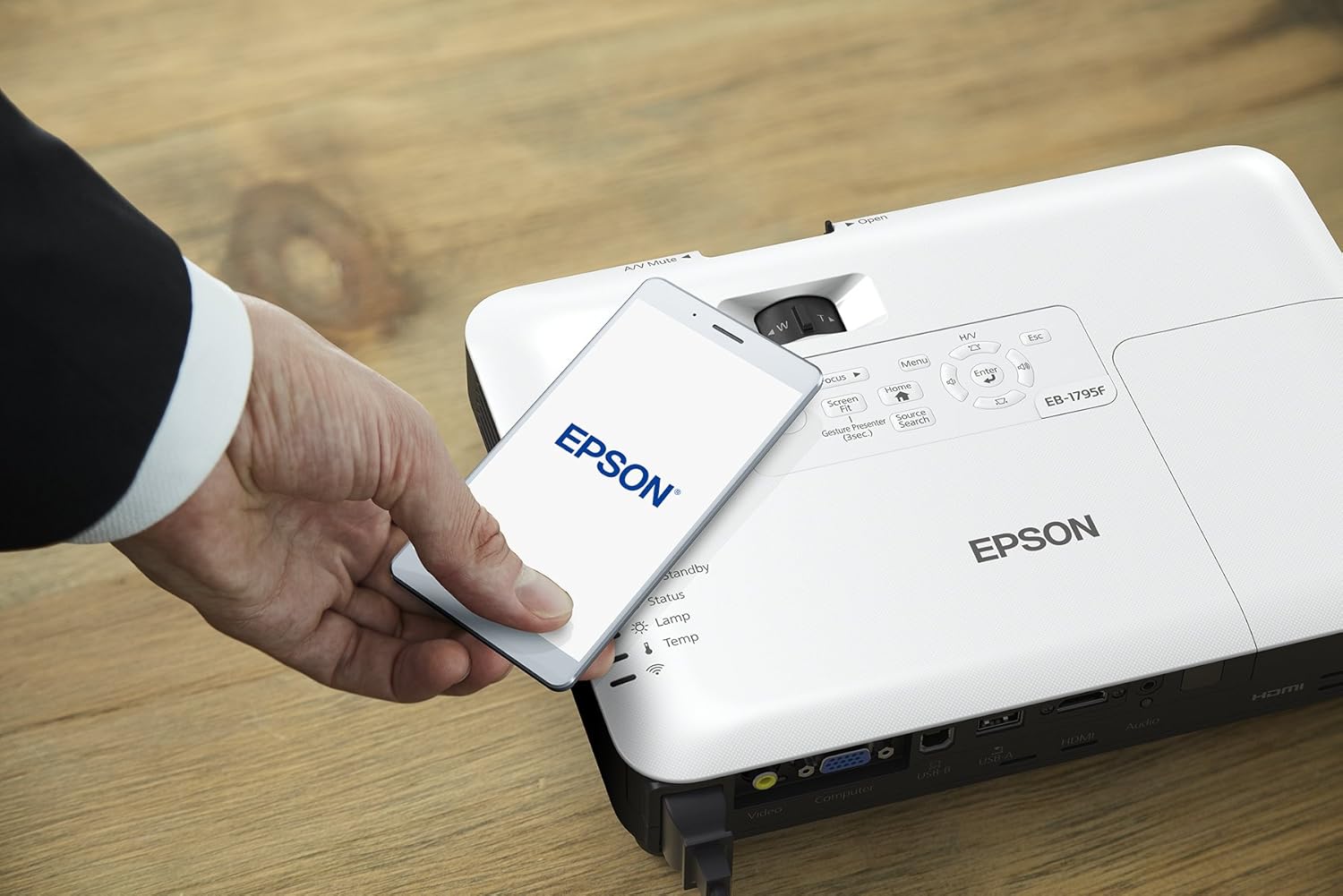 Epson EB-1780W PowerLite Ultra-mobile business Wireless WXGA 3LCD Projector - Image 4